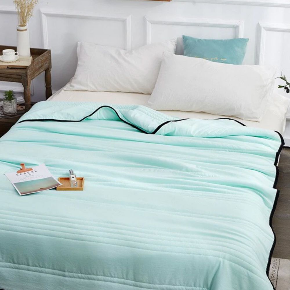 lightweight breathable cooling blanket