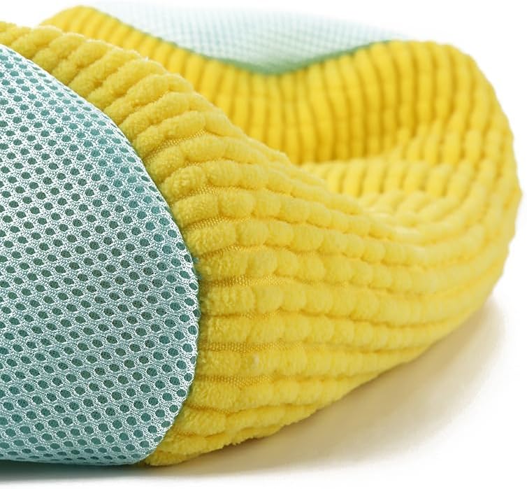 Cushioned shoe wash bag preventing sneakers from banging around in washing machine