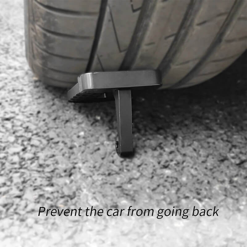 Car door step protecting paintwork