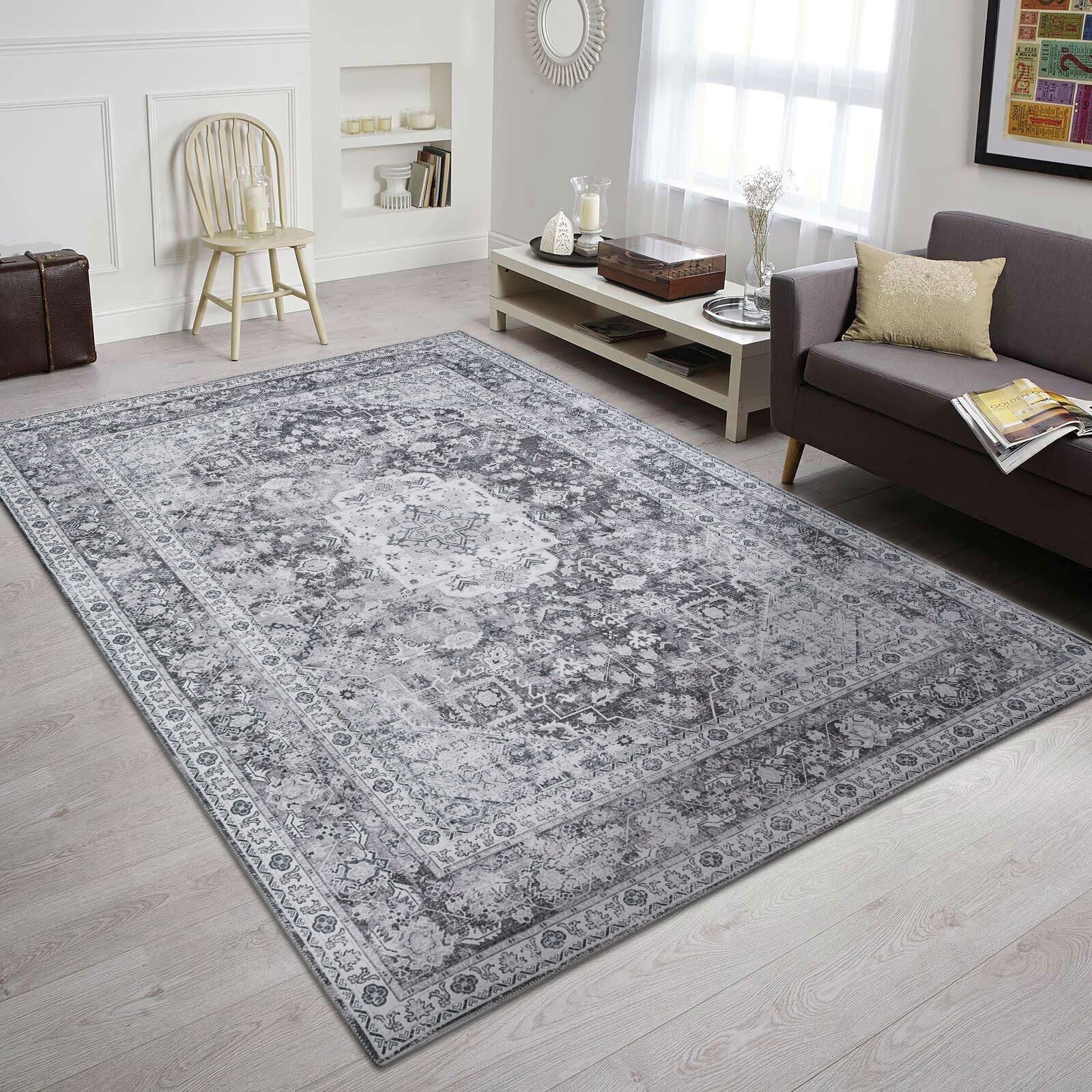 Stylish washable rug for minimalist interior