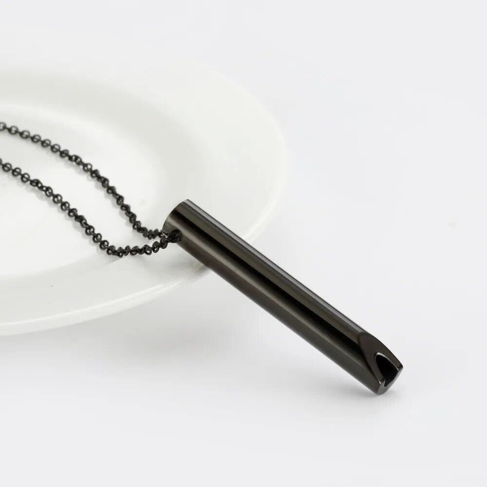 Eco-friendly smoking cessation tool available in silver and gold

