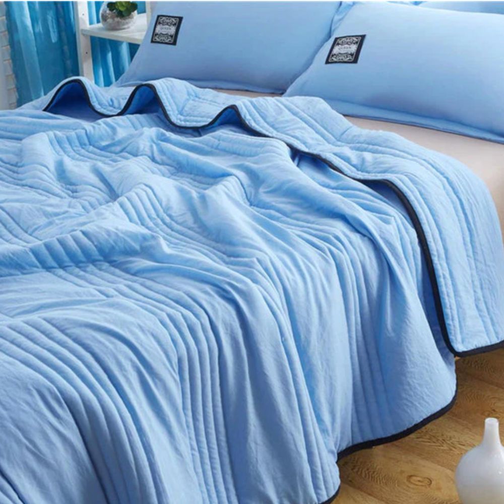 hot sleeper cooling comforter
